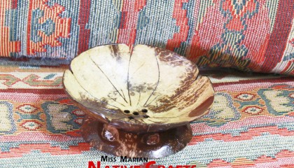 Flower-Shaped Coconut Shell Soap Holders